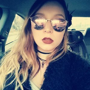 Meet your Posher, Maria